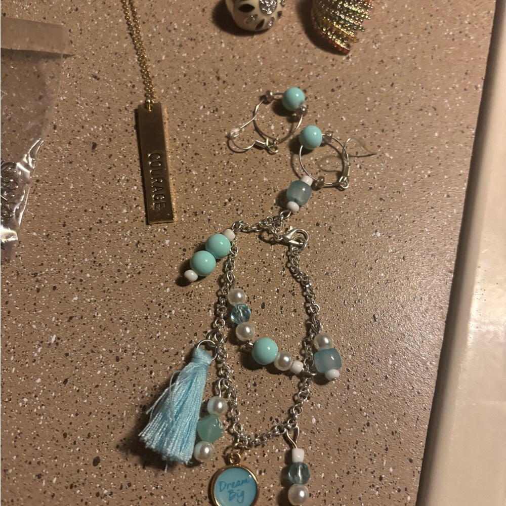 Jewelry Bundle - Picture 2 of 7